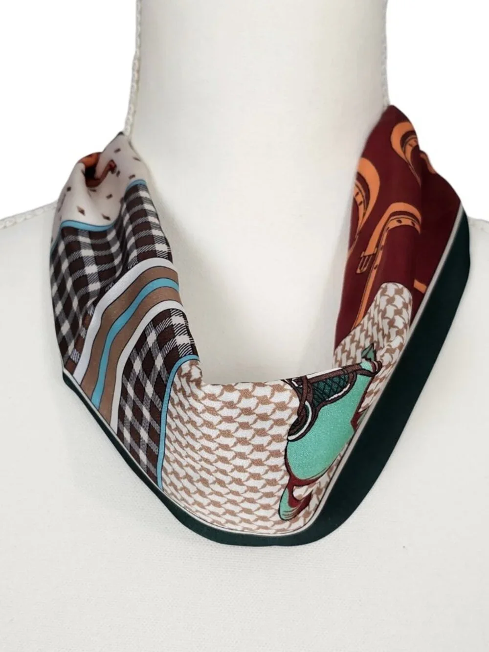 Scarf Necklace Satin Equestrian Horse Boho Rhinestone Magnetic Neck Scarf New